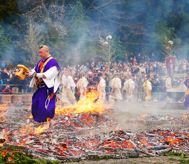 Mt.Takao Firewalking Festival